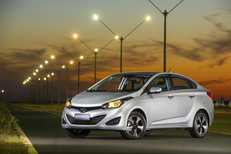 Hyundai HB20S Impress 2015 года  (фото 2 из 13)